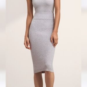 Aritzia Josephine Skirt, size small, grey knit